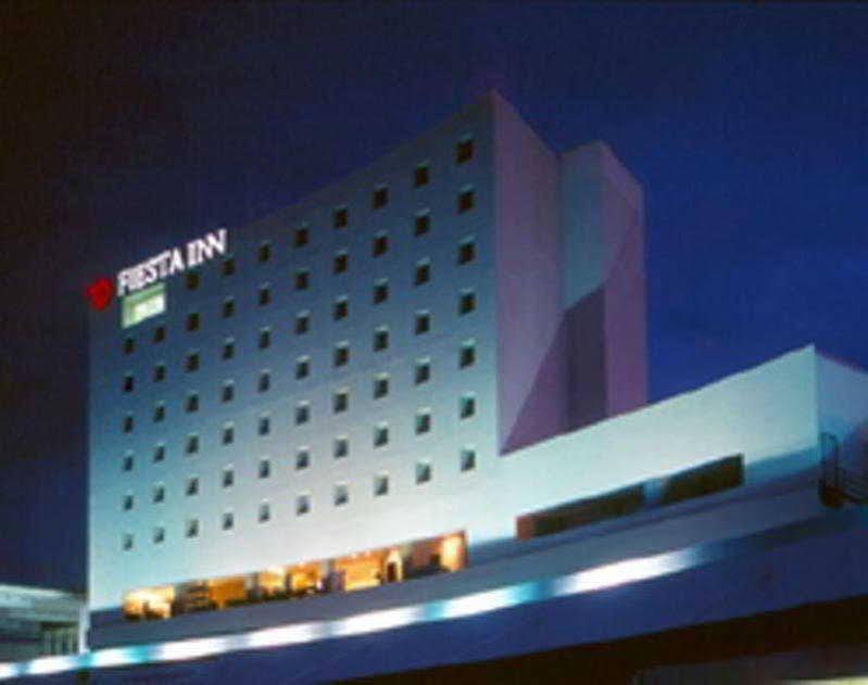 Fiesta Inn Express Дуранго Экстерьер фото