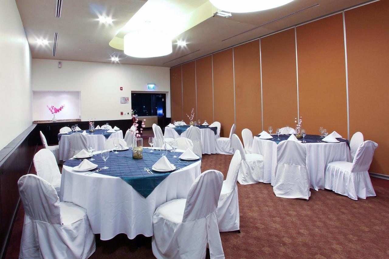 Fiesta Inn Express Дуранго Экстерьер фото