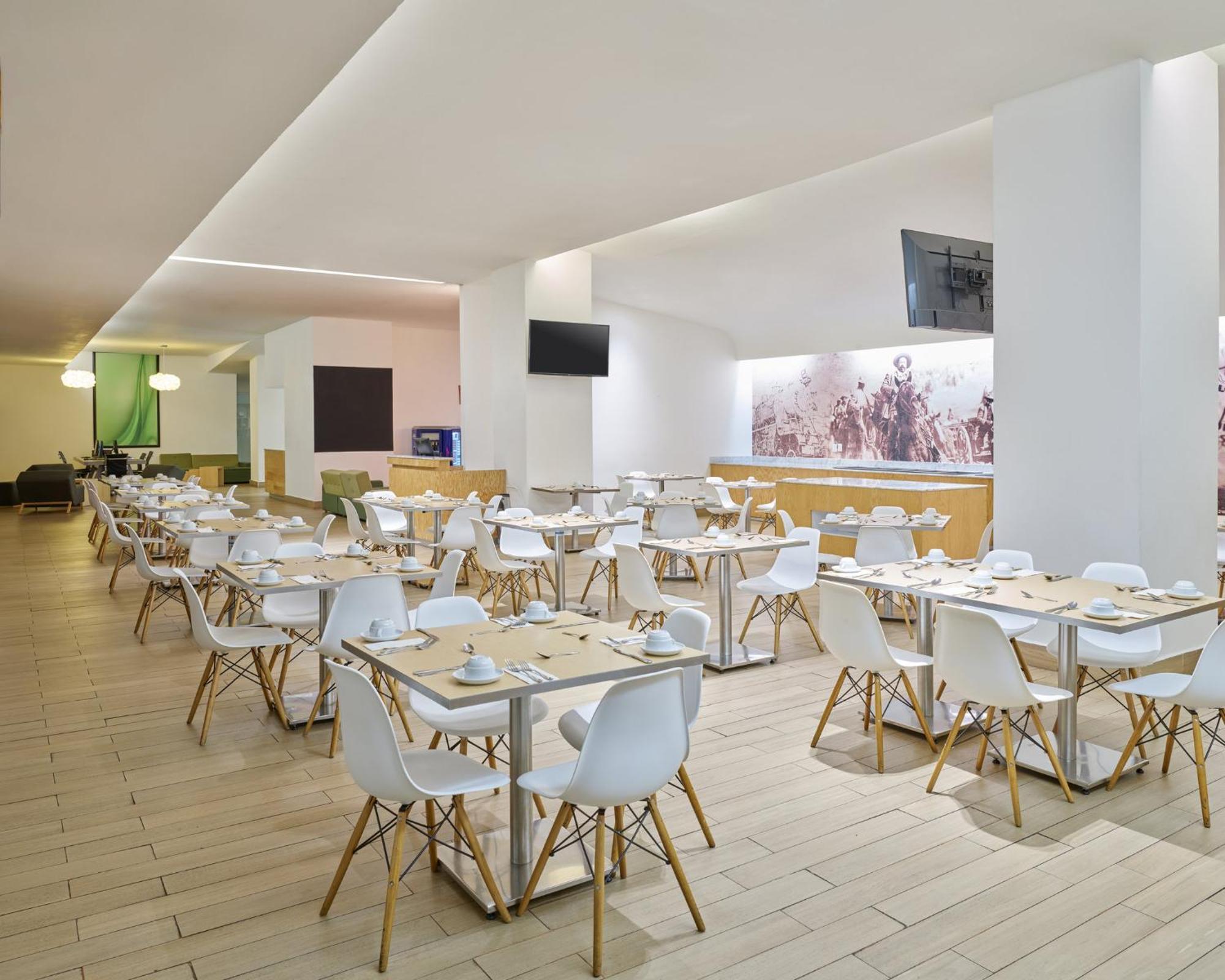Fiesta Inn Express Дуранго Экстерьер фото
