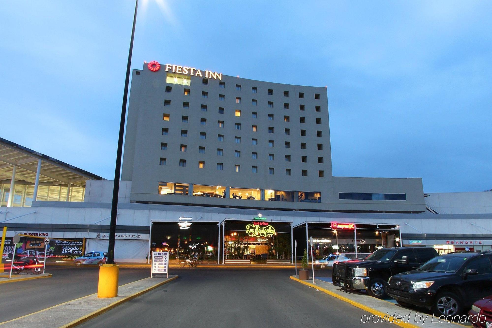Fiesta Inn Express Дуранго Экстерьер фото